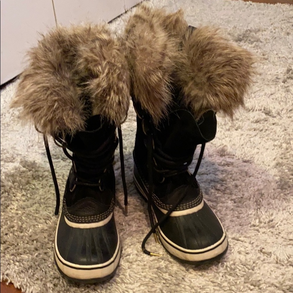 Sorrel Joan of Arctic winter boots